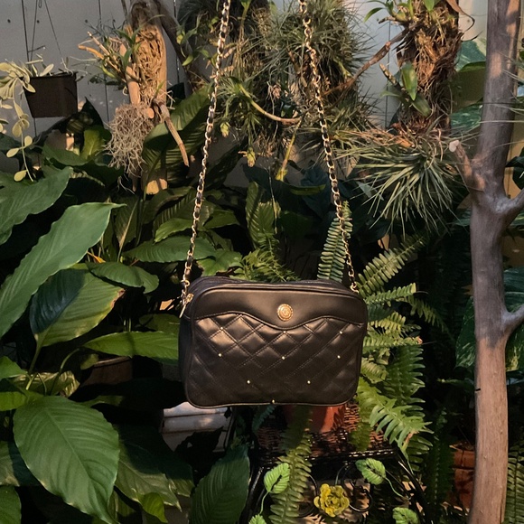 VTG Daniella Leather Quilted Beaded Purse With Gold/Leather Chain - Picture 4 of 6